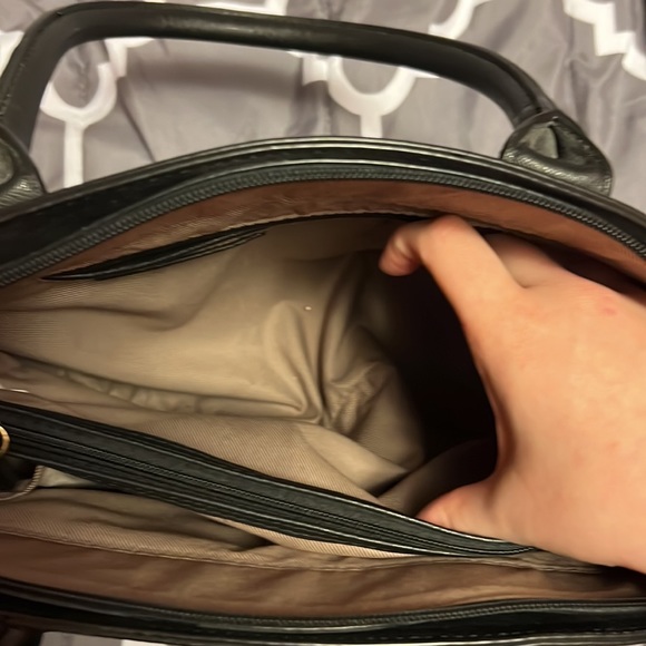 London Fog Black Purse - Picture 3 of 7